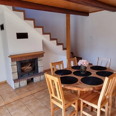 Domcek 475 * Bešeňová